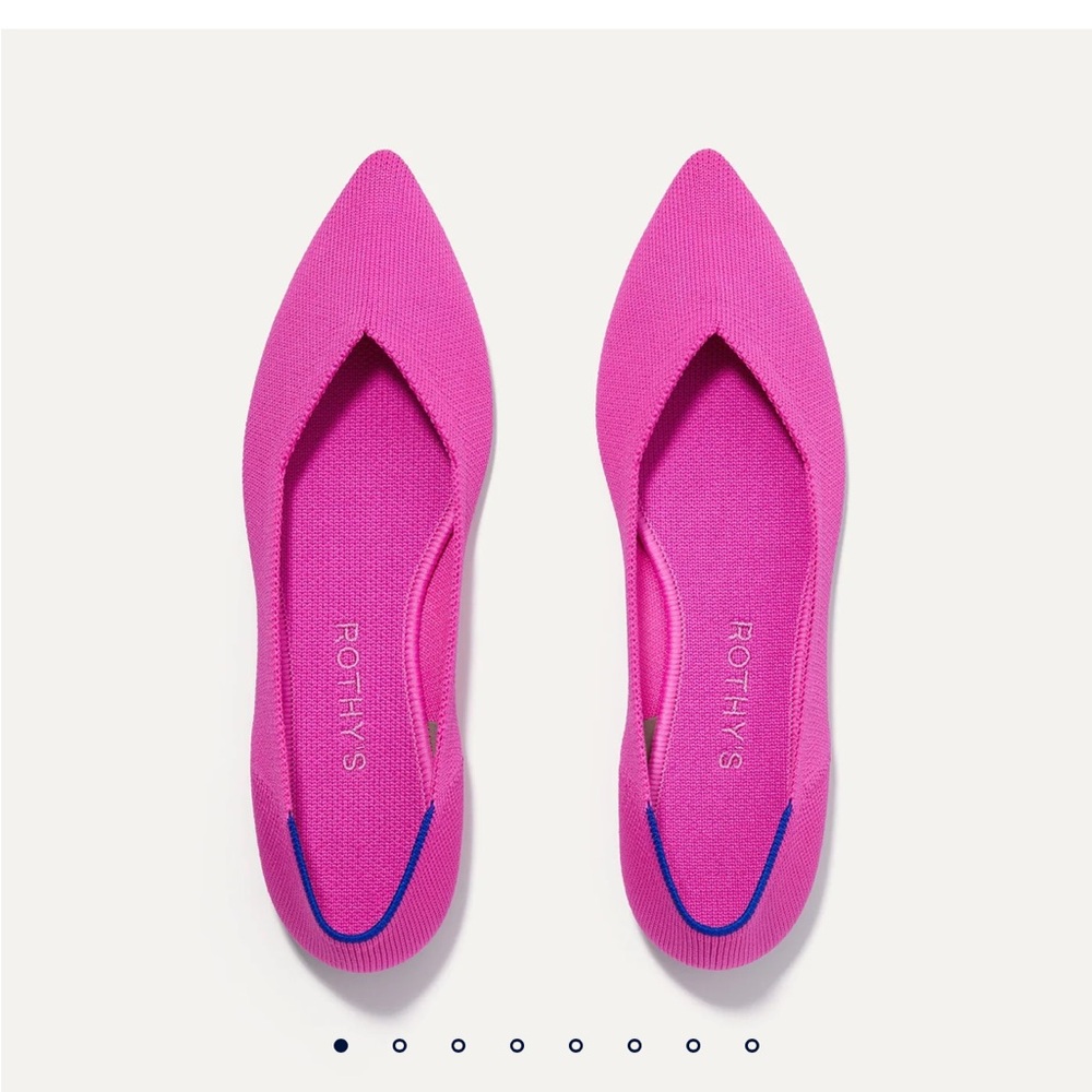 The Point in Dragon Fruit size 6.5